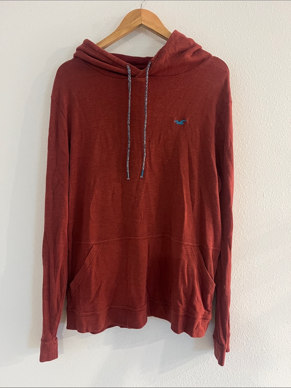 Hollister Men's Rust Hoodie Pullover Sweatshirt